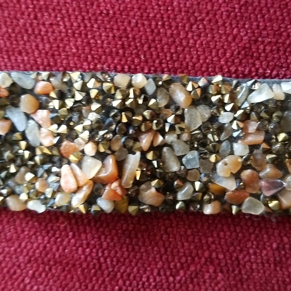 Bracelets Assortment - Picture 6 of 14